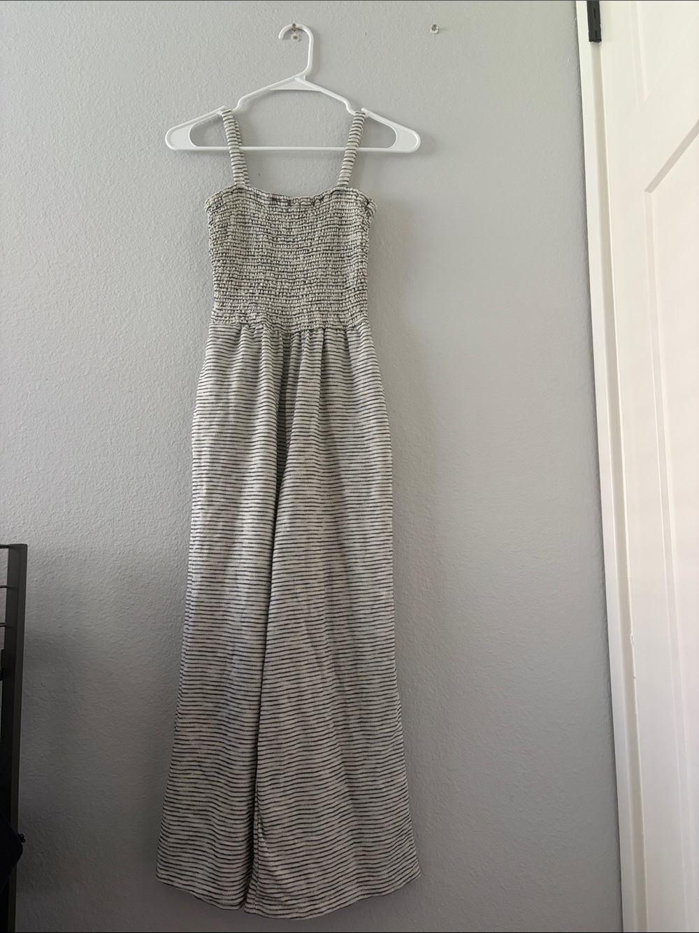Old Navy Striped Smocked Wide-Leg Jumpsuit size XS